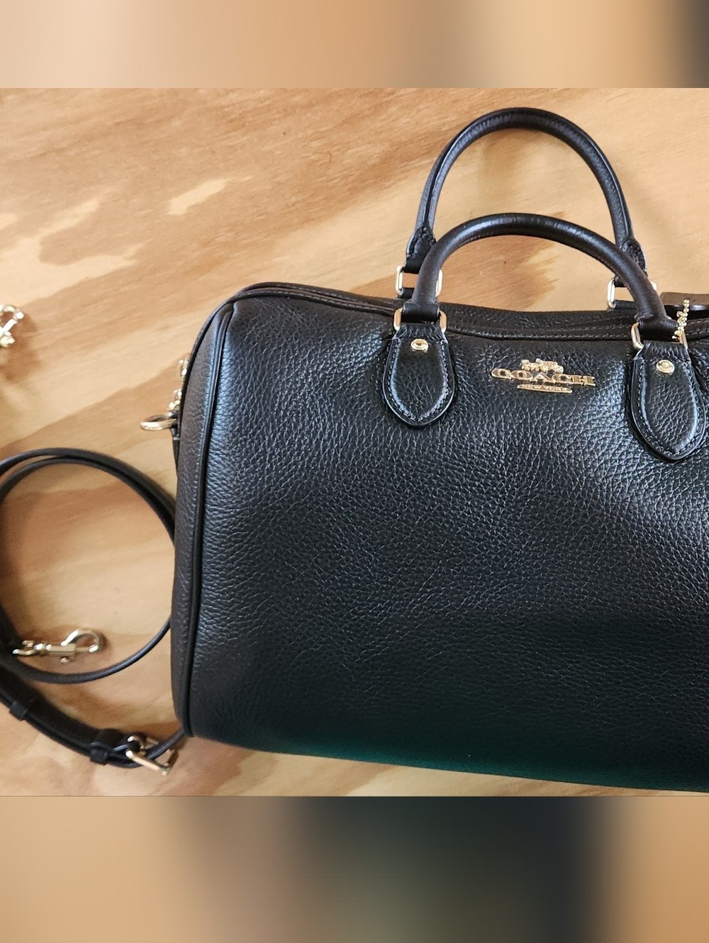 Coach Large Rowan Bag - Picture 2 of 12